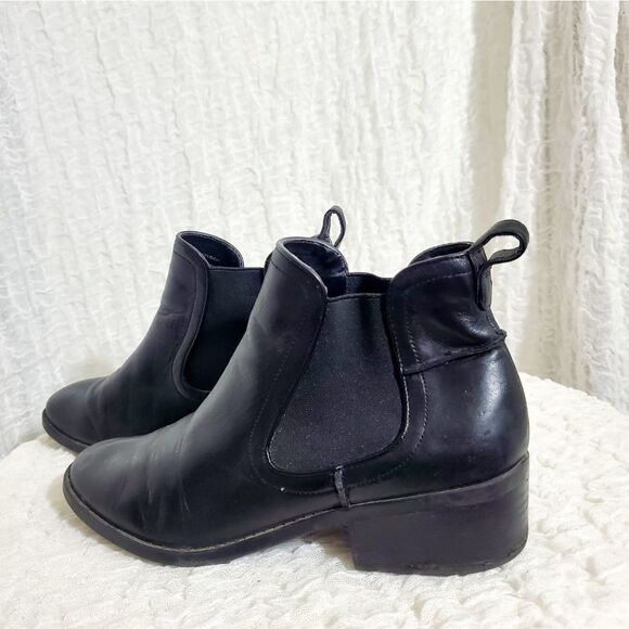 Steve Madden"Dicey" Leather Booties Size 6.5 - Picture 2 of 7
